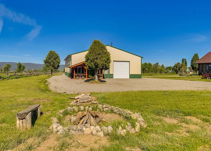 Retreat W/ Mountain Views - Near Trails! *