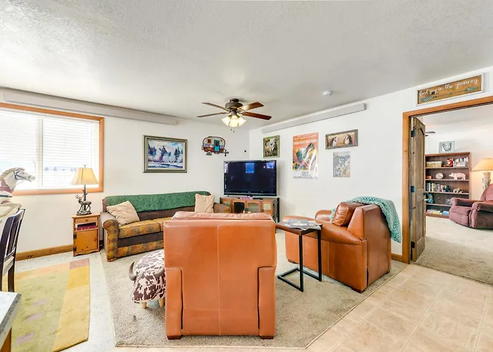 Apartment Retreat W/ Mountain Views - Near Trails! Thayne
